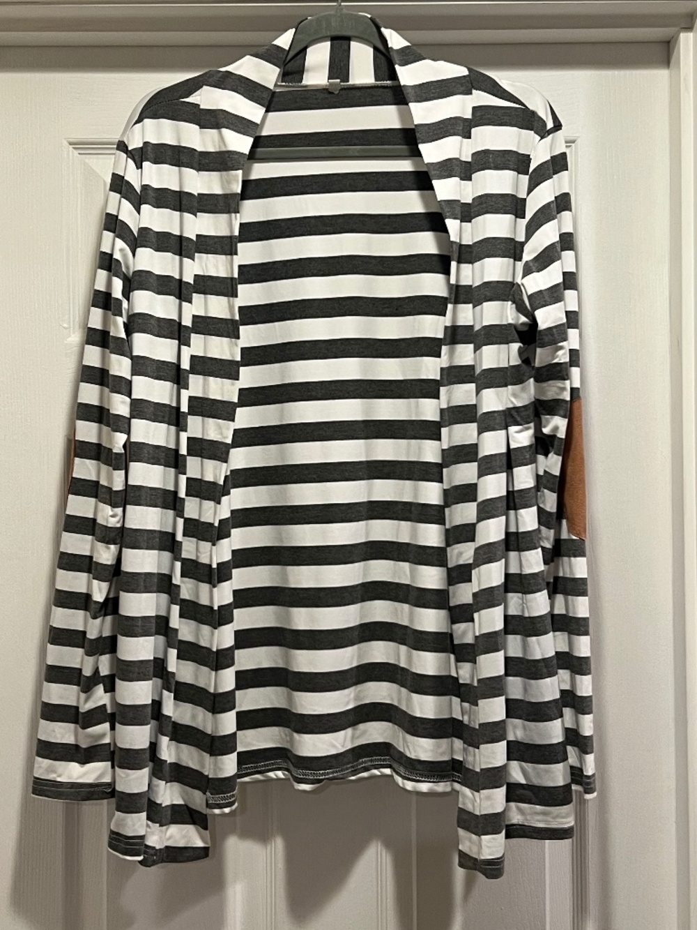 Women’s Open Front Cardigan - white and dark gray stripes - 3XL - NWOT